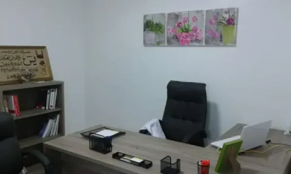 Dr Naanaa Imane