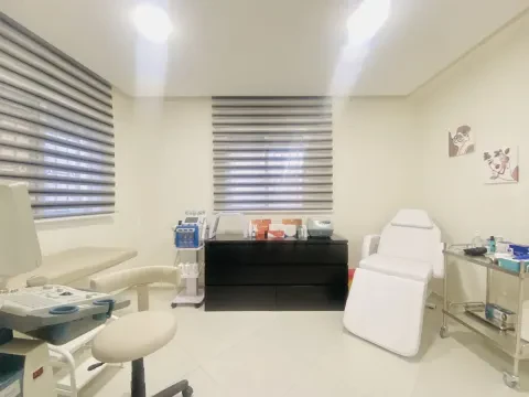 Dr Jihane Lebbar — Médecine esthétique