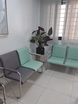 Dr Berrada Taher — Gynécologue