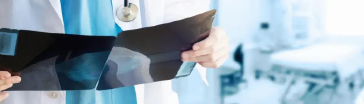 Dr Mounia Alaoui Tahiri — Gynécologue Obstétricien