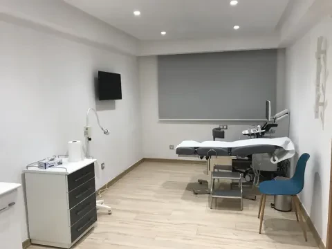 Dr Omar El Ouali — Gynécologue