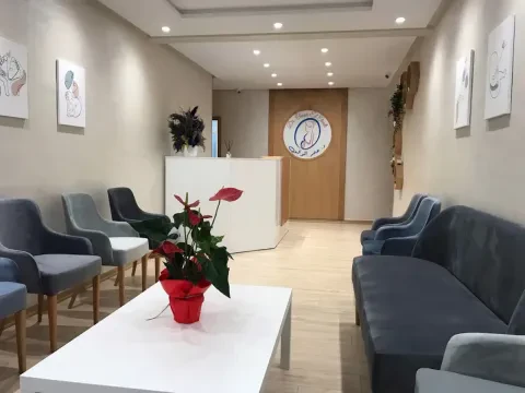 Dr Omar El Ouali — Gynécologue
