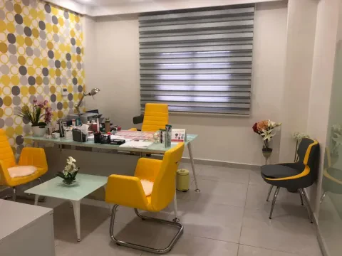 Dr Dahha Ziane — Gynécologue