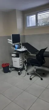 Dr Kader Yettefti Fadia - Gynécologue