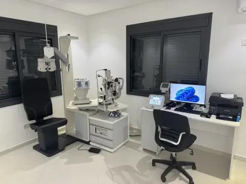 Centre d'Ophtalmologie Mhamid - Dr Mouatassim Nizar