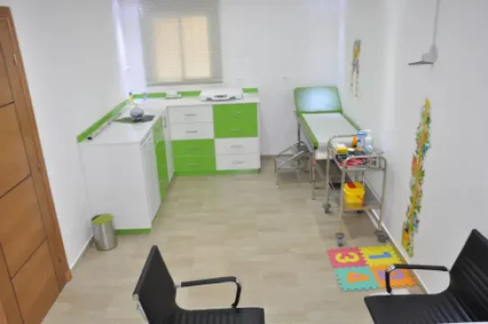 Dr Hanane El Ouardi — Pédiatre