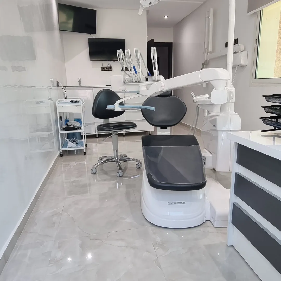 Dr Meriem Ettaki — Centre dentaire Healthy