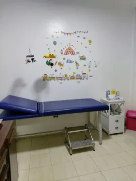 Dr Meryem Mcharfi — Pédiatre