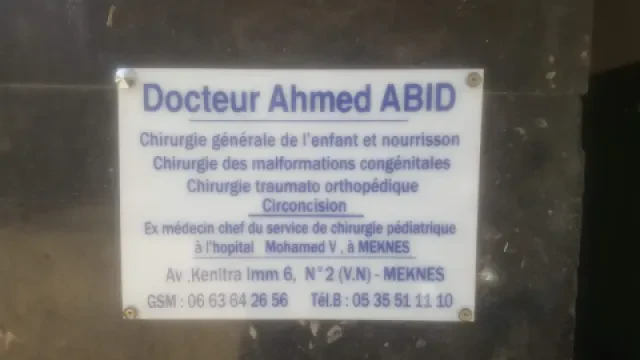 Dr Ahmed Abid - Chirurgien pédiatre