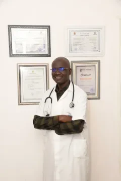 Dr Evrard Simplice Namboy - Médecin généraliste et urgentiste