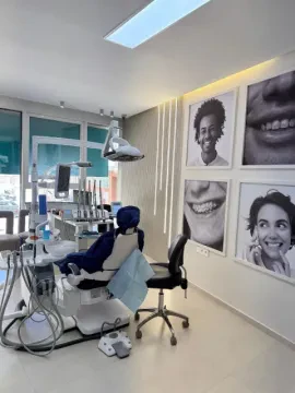 Dr Sara Benchekroun