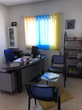 Dr Raif Naima