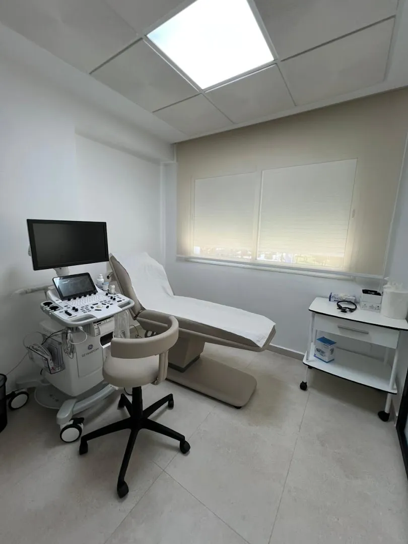 Dr Laarif Ghita — Cardiologue