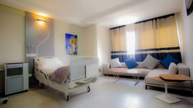 Clinique Dar Essalam
