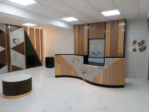 Dr Hayat Lhadi - Cardiologue et Chirurgien vasculaire