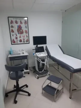 د. جواد بنعمر — طبيب القلب