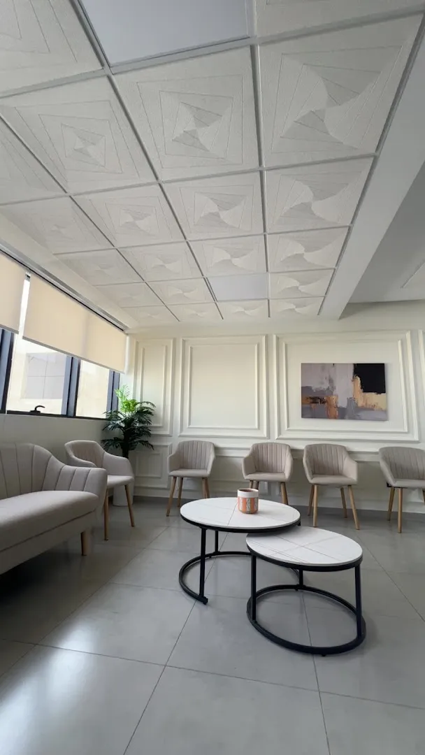 Centre d'ophtalmologie Annakhil - Dr Boujaada Anass