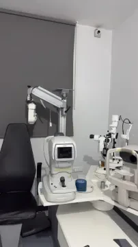 Dr Adda Abderrahim, Ophtalmologue