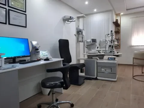 Dr Sanae Ayyadi — Ophtalmologue