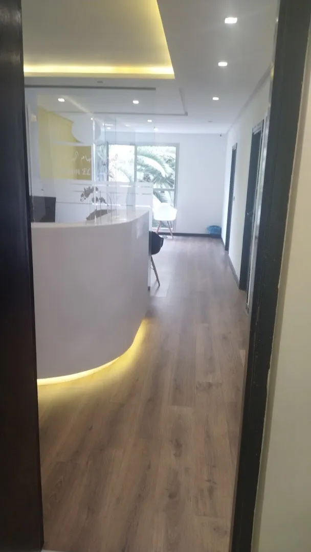 د. إلهام الهاكور — طبيبة العيون