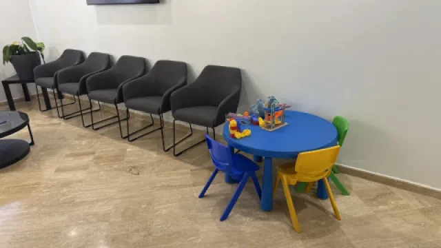 Médecin ORL - Dr Benyahia Zainab - Adultes et Enfants