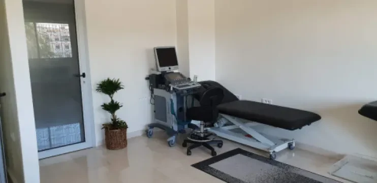 Dr Ratiba Lehairi - Rhumatologue