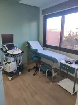 د. عبده شيماء، طبيبة أمراض الكبد والجهاز الهضمي والشرج