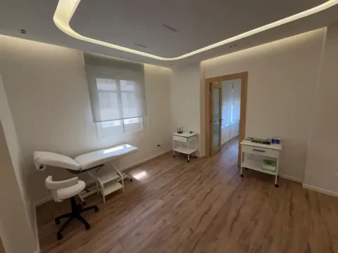 عيادة أمراض الكبد والجهاز الهضمي د. فاطمة الزهراء الحمدي
