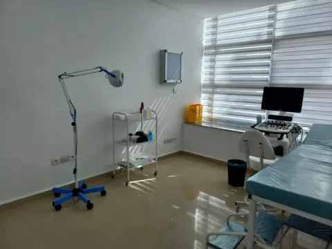 د. هبة إسماعيل، طبيبة الجهاز الهضمي