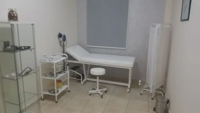 Dr Lazrak Houda
