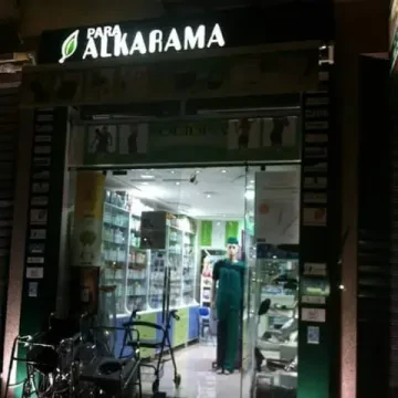 Para Pharmacie Al Karama