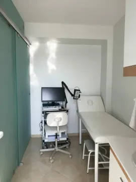 Dr Fadoua Al Amouri, Neurologue