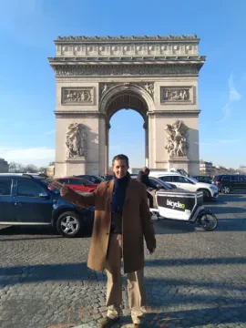 أ. نجيب كيساني — طبيب الأعصاب