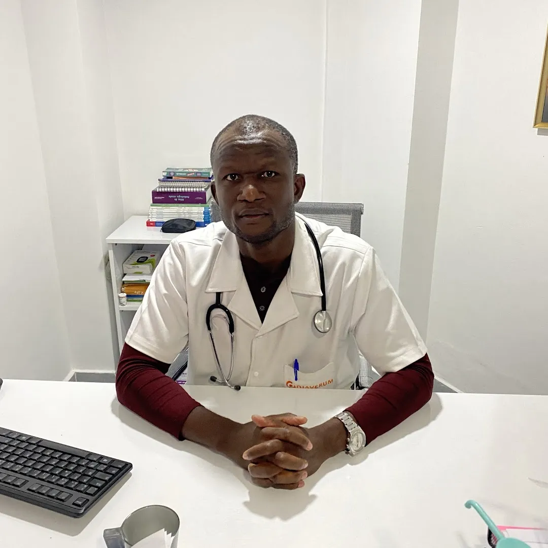 Dr Anselme Poda, Néphrologue