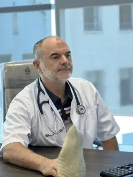 Dr Amine Bennani, Pneumologue