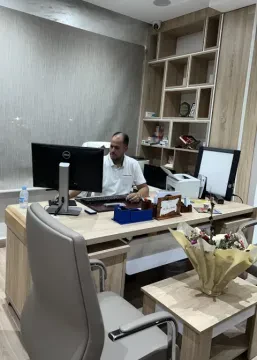 Dr Jarir Redouane — Urologue